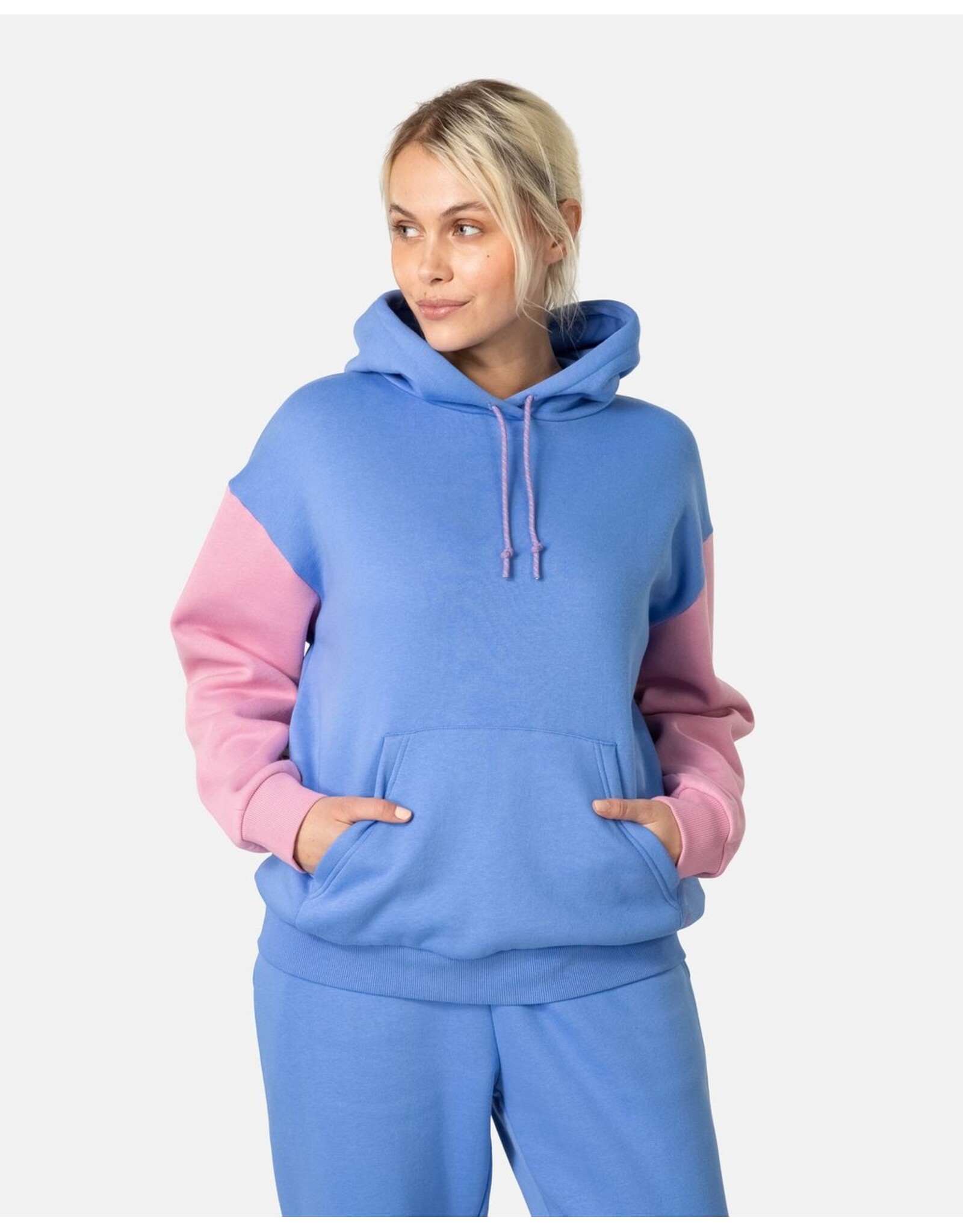 KARI TRAA WOMEN ANELIE HOOD