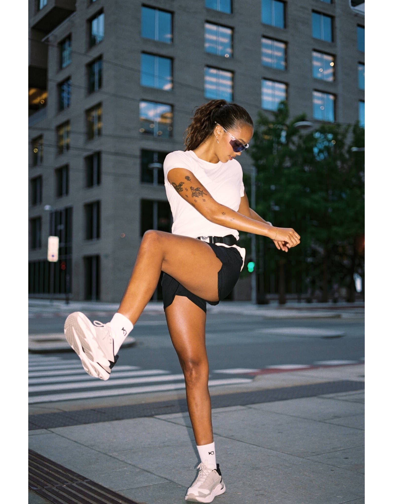 KARI TRAA WOMEN AVA SHORTS