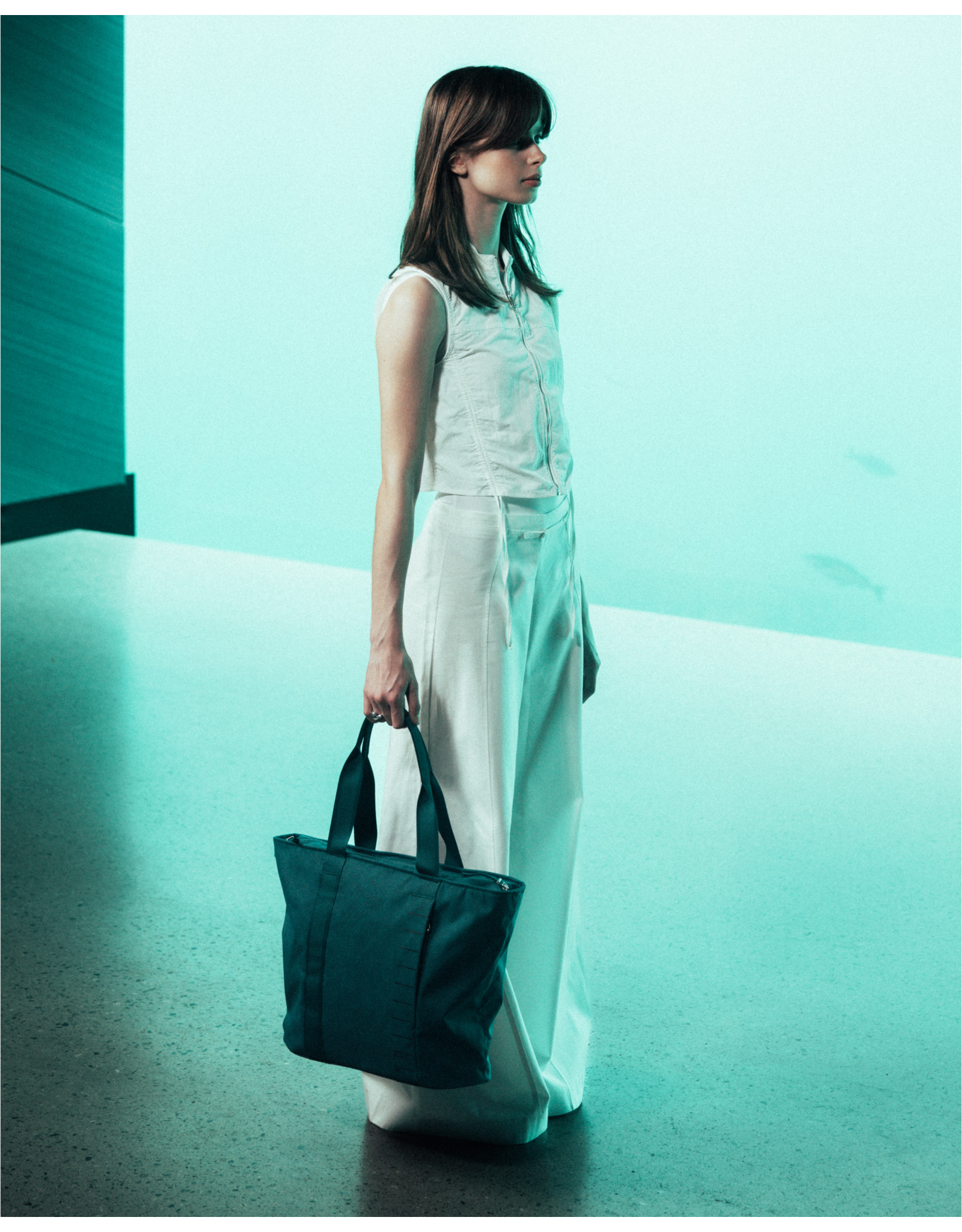 D_b_journey ESSENTIAL TOTE 20L