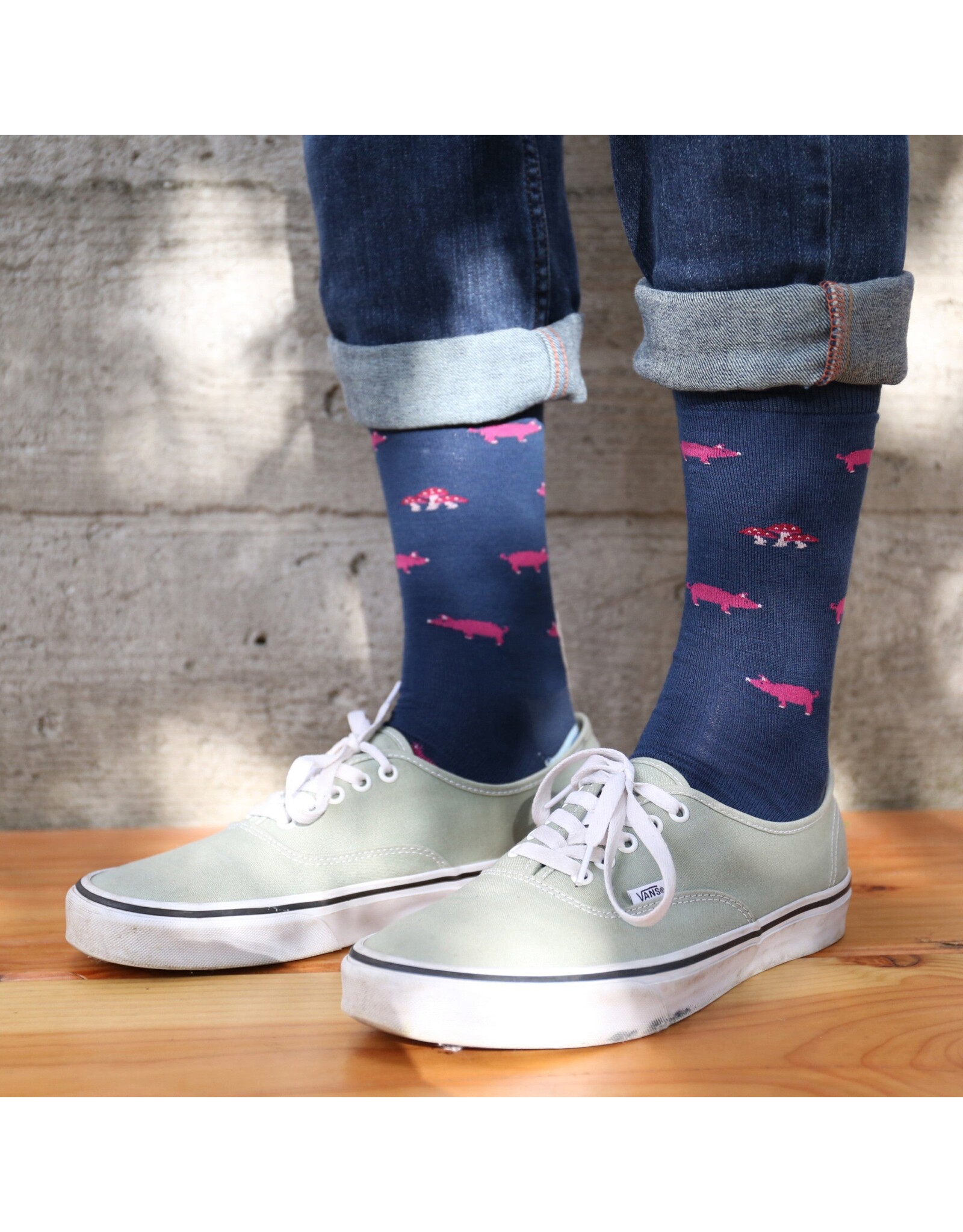 DARN TOUGH MENS TRUFFLE HOG CREW LIGHT SOCK