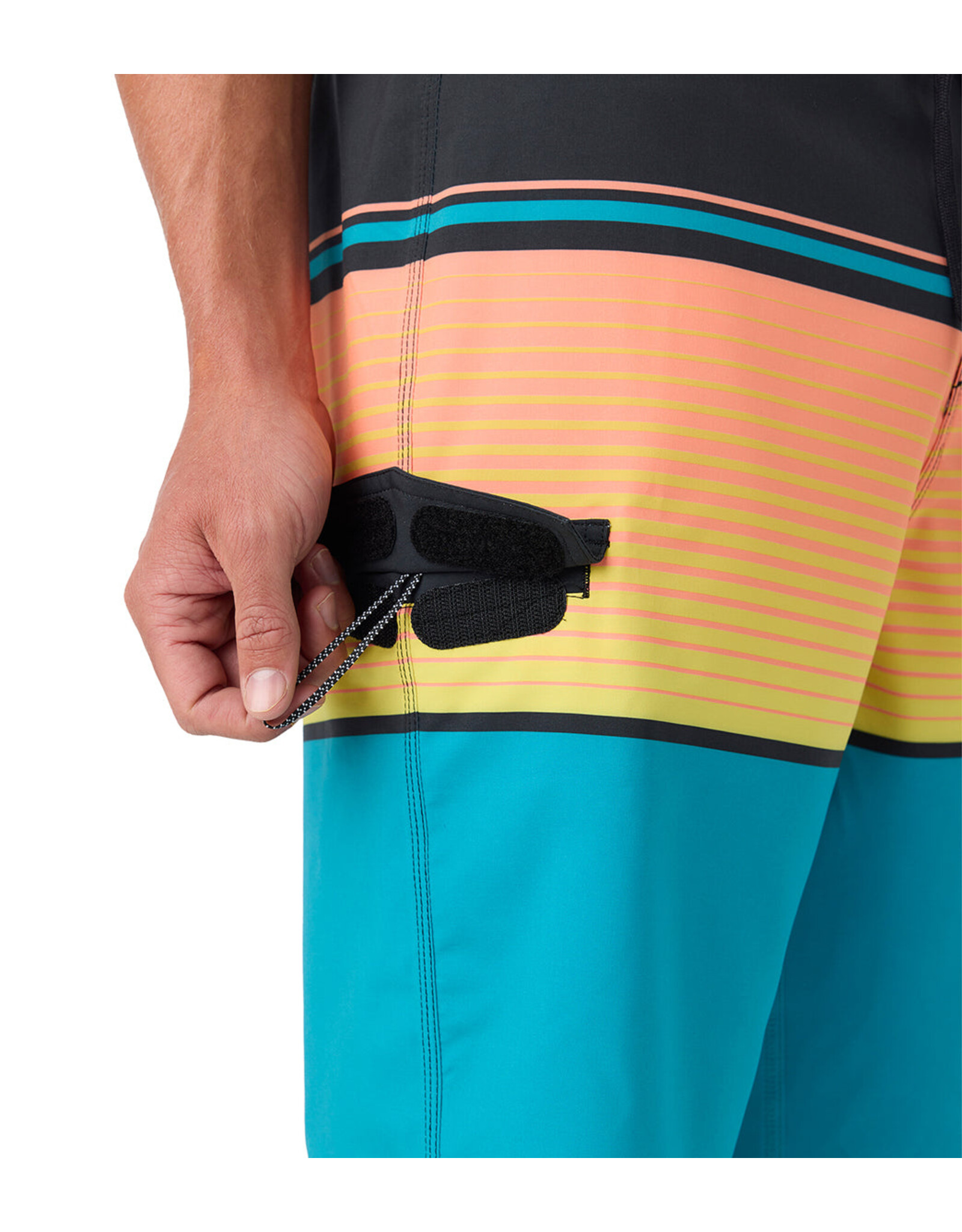 ONEILL MEN LENNOX STRIPE 21 SHORT 2023