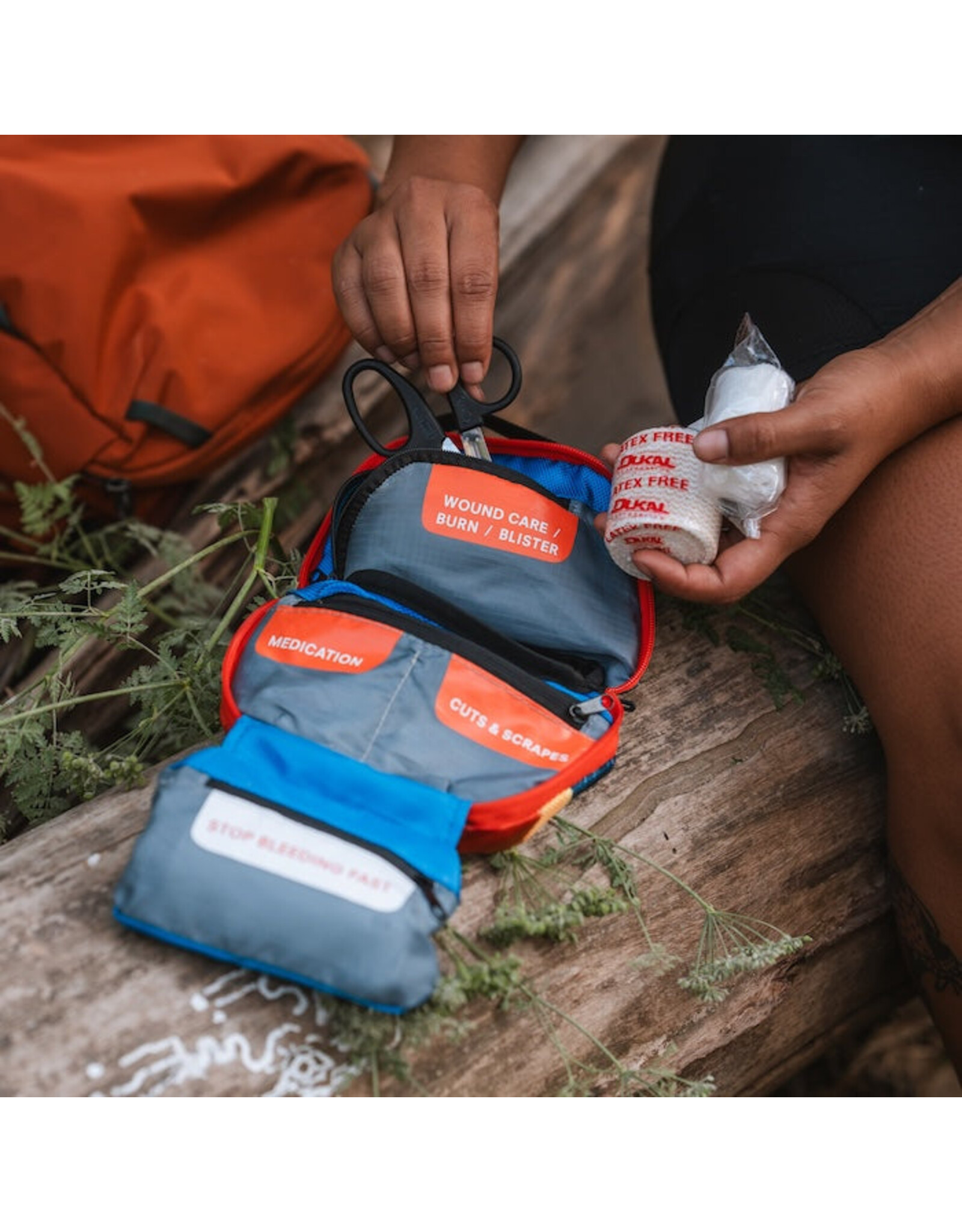 MOUNTAIN SERIES INTL HIKER FIRST AID