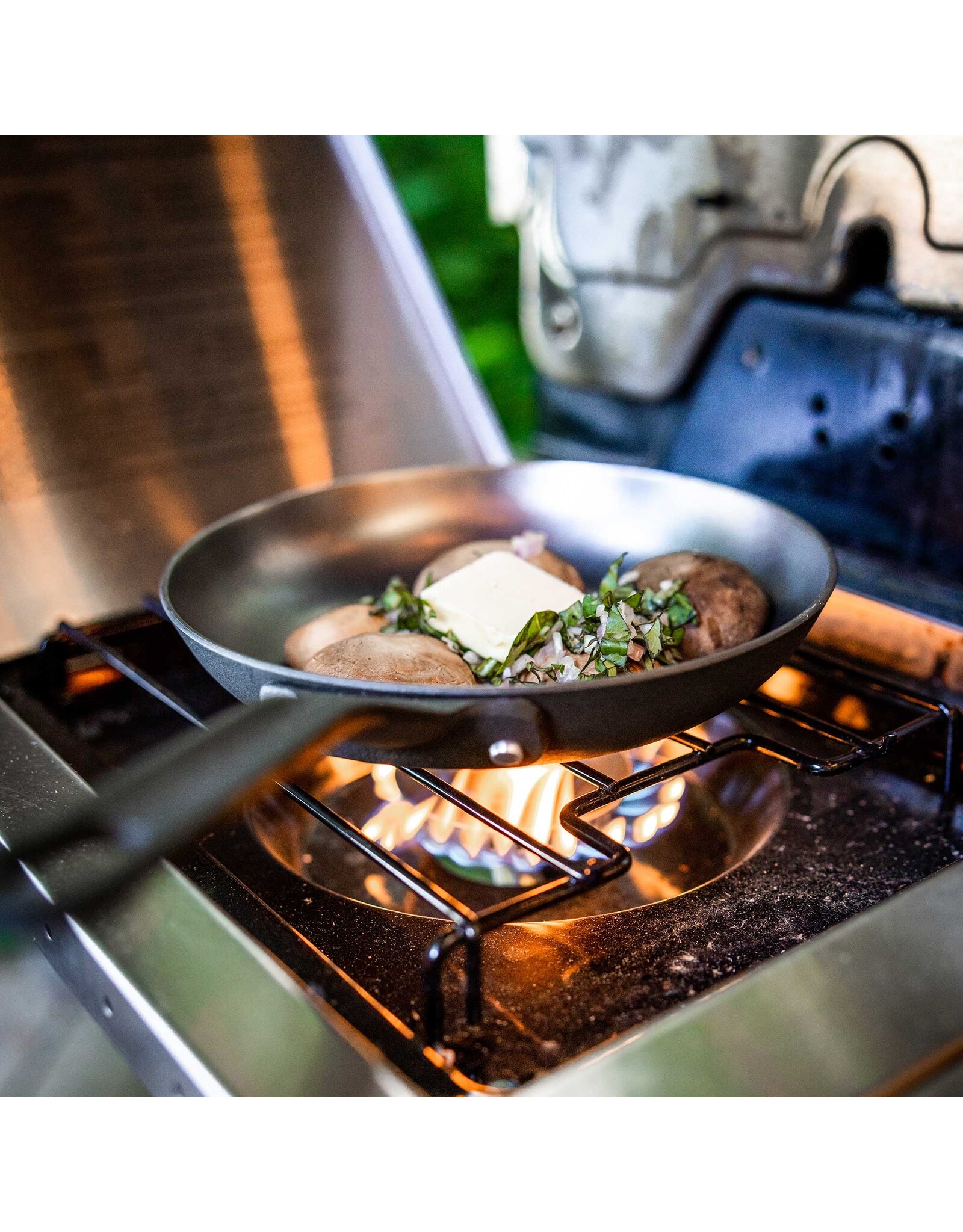 GSI OUTDOORS GUIDECAST FRYING PAN 10"