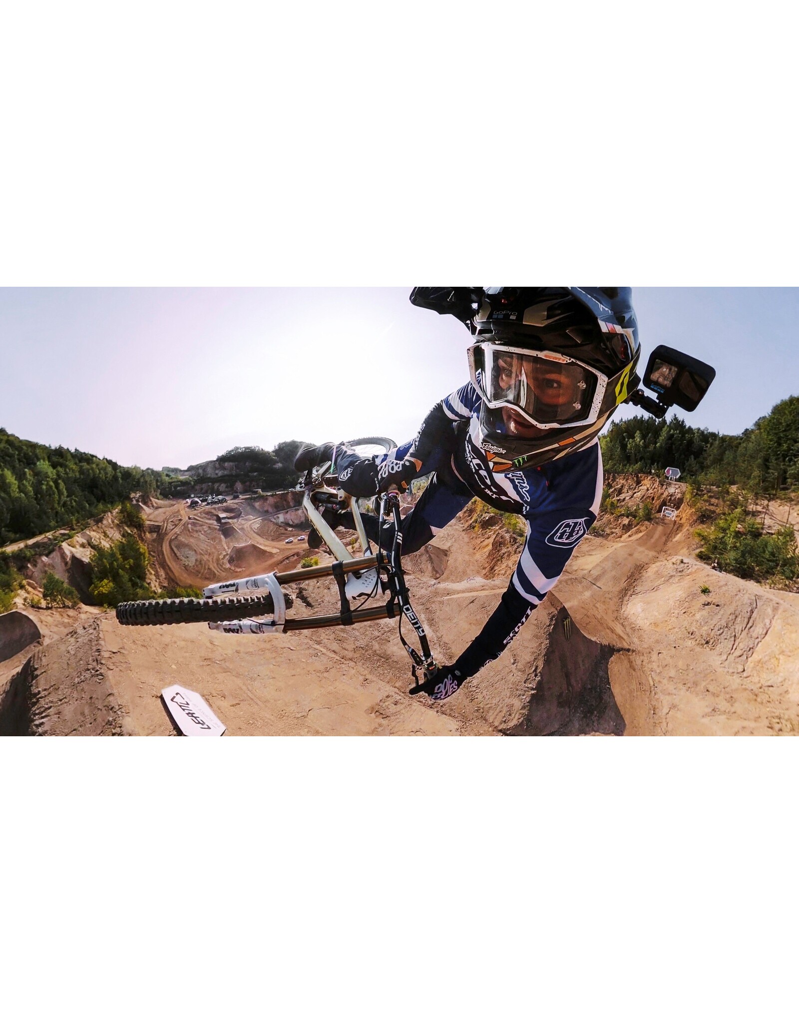GoPro FRONT & SIDE MOUNT