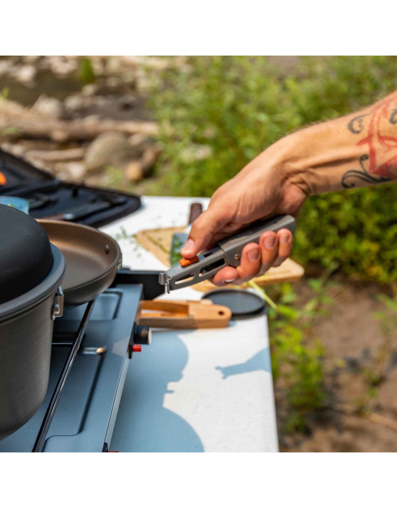 GSI OUTDOORS N-FORM POT GRIPPER