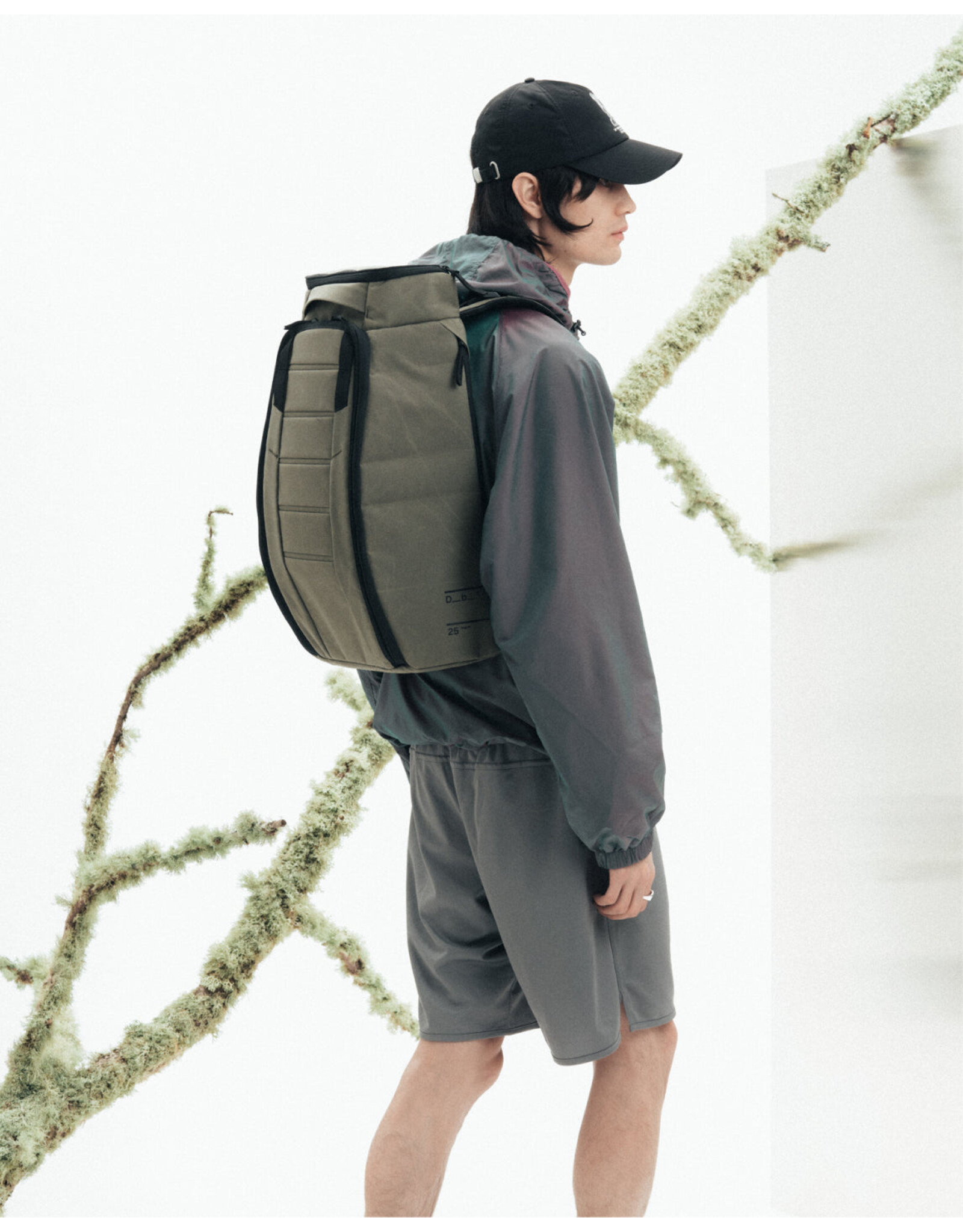 D_b_journey HUGGER BACKPACK 25L