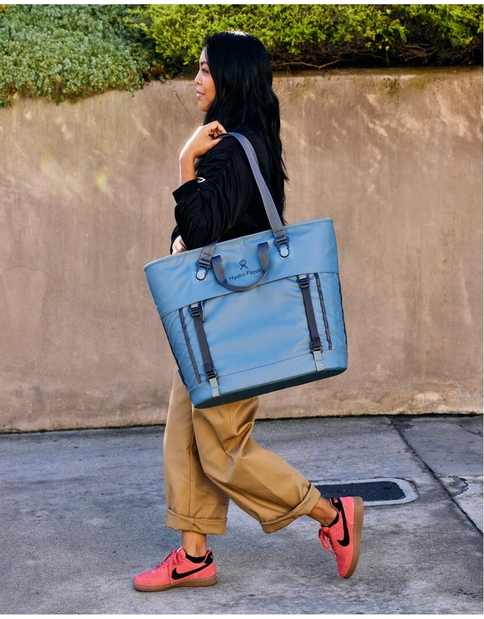 Hydro Flask CARRYOUT TOTE 30L