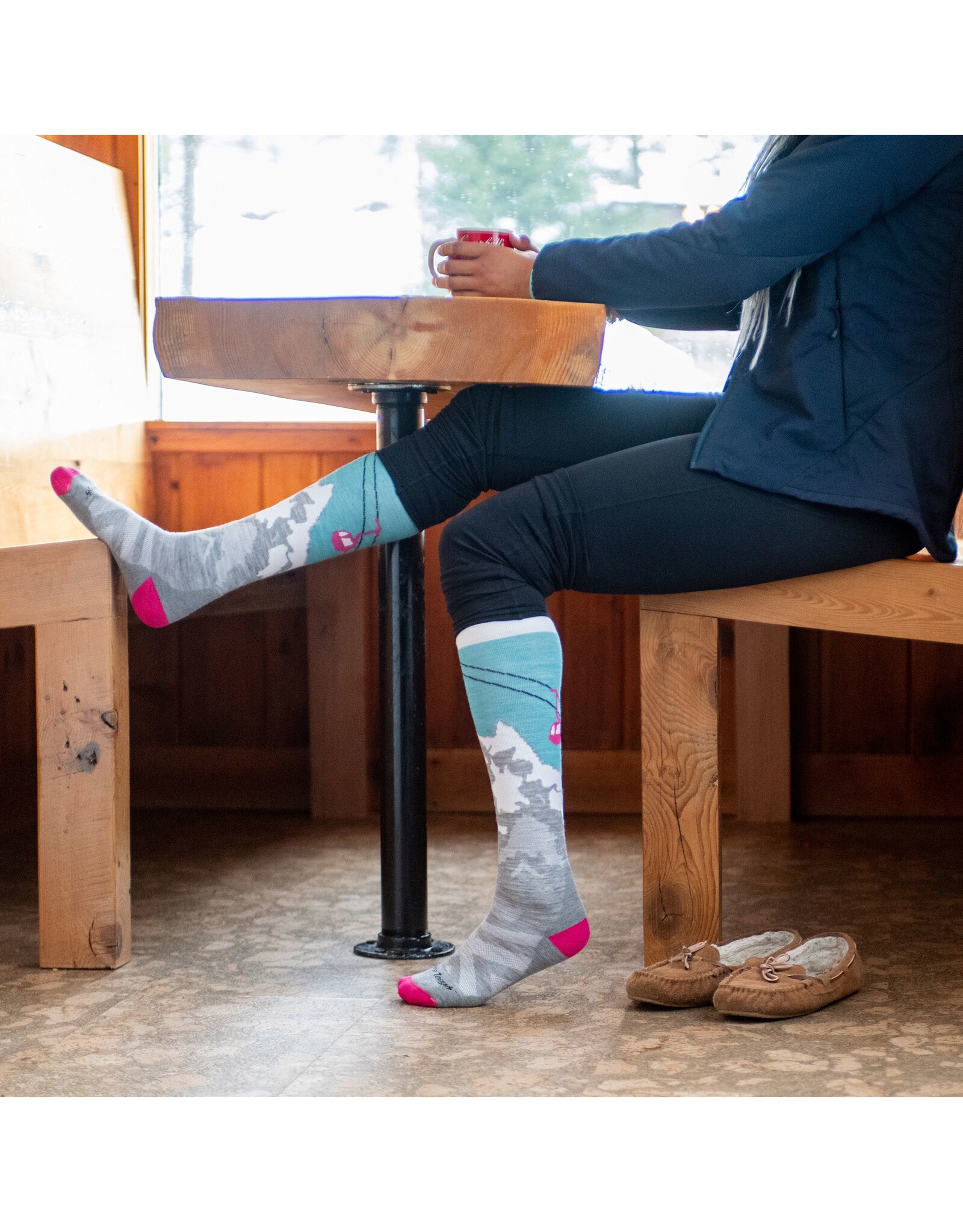 DARN TOUGH WOMENS YETI CUSH SKI SOCK