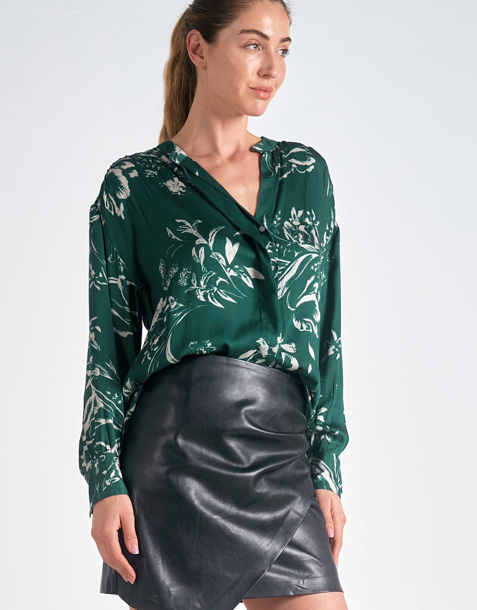 Elan International Floral Printed Button-Up Blouse