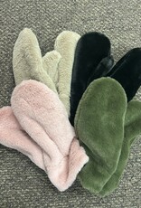 Faux Fur Mittens