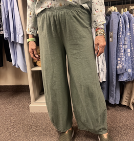 Cut Loose Crop Linen Pant with Darts