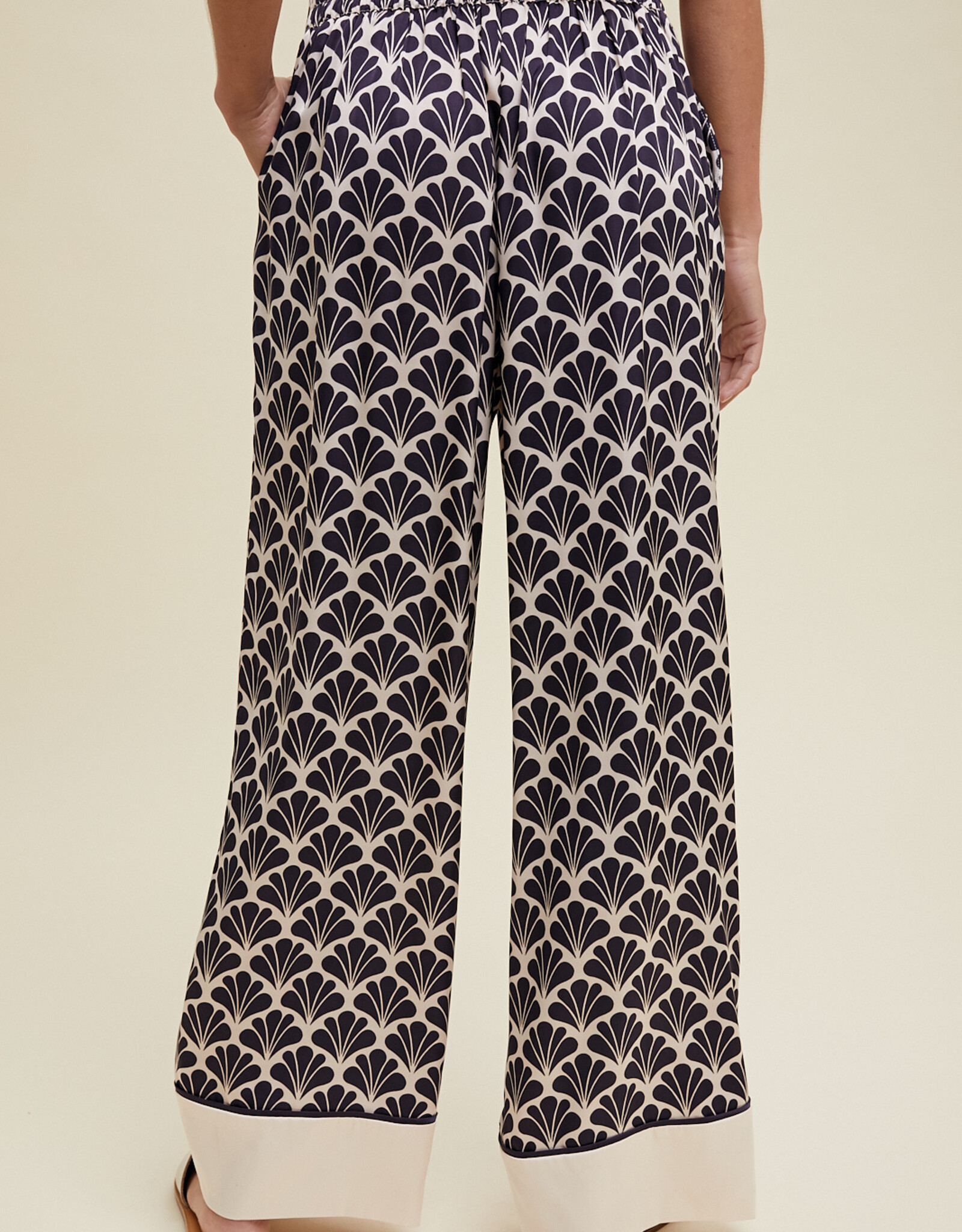Wishlist Rolled Cuff Seashell Pant