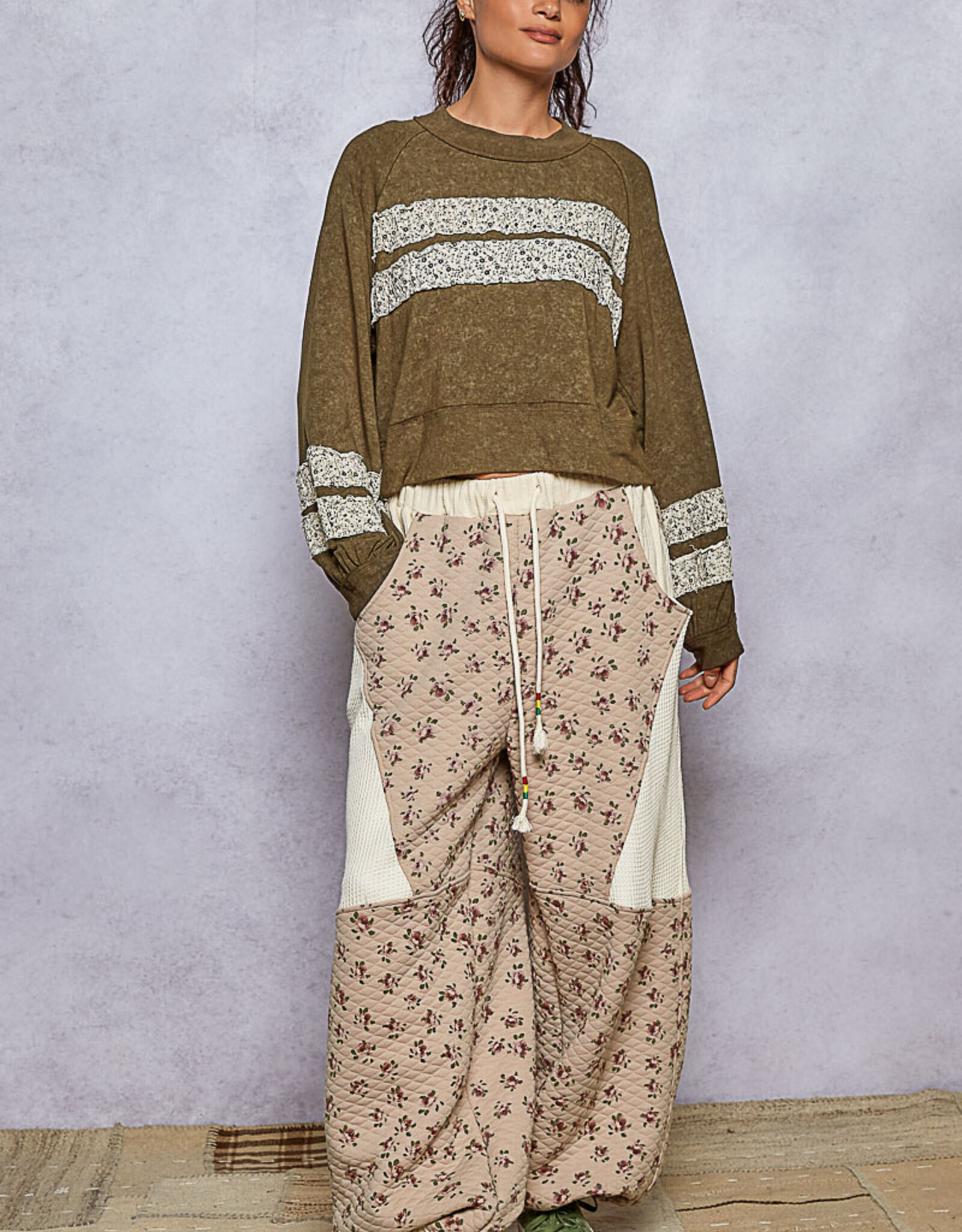 POL Clothing Floral Contrast Jersey Top