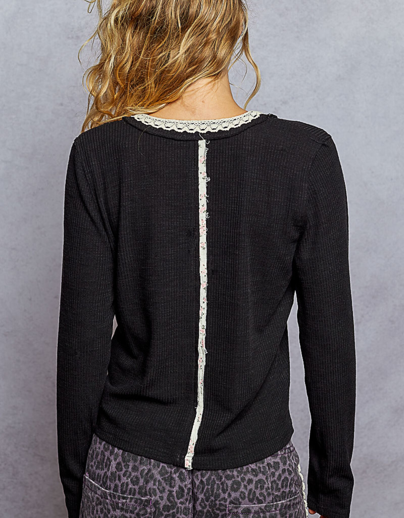 POL Clothing Lace Button Top