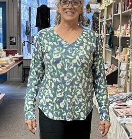 Nally & Millie Blooming Breeze Vneck Top