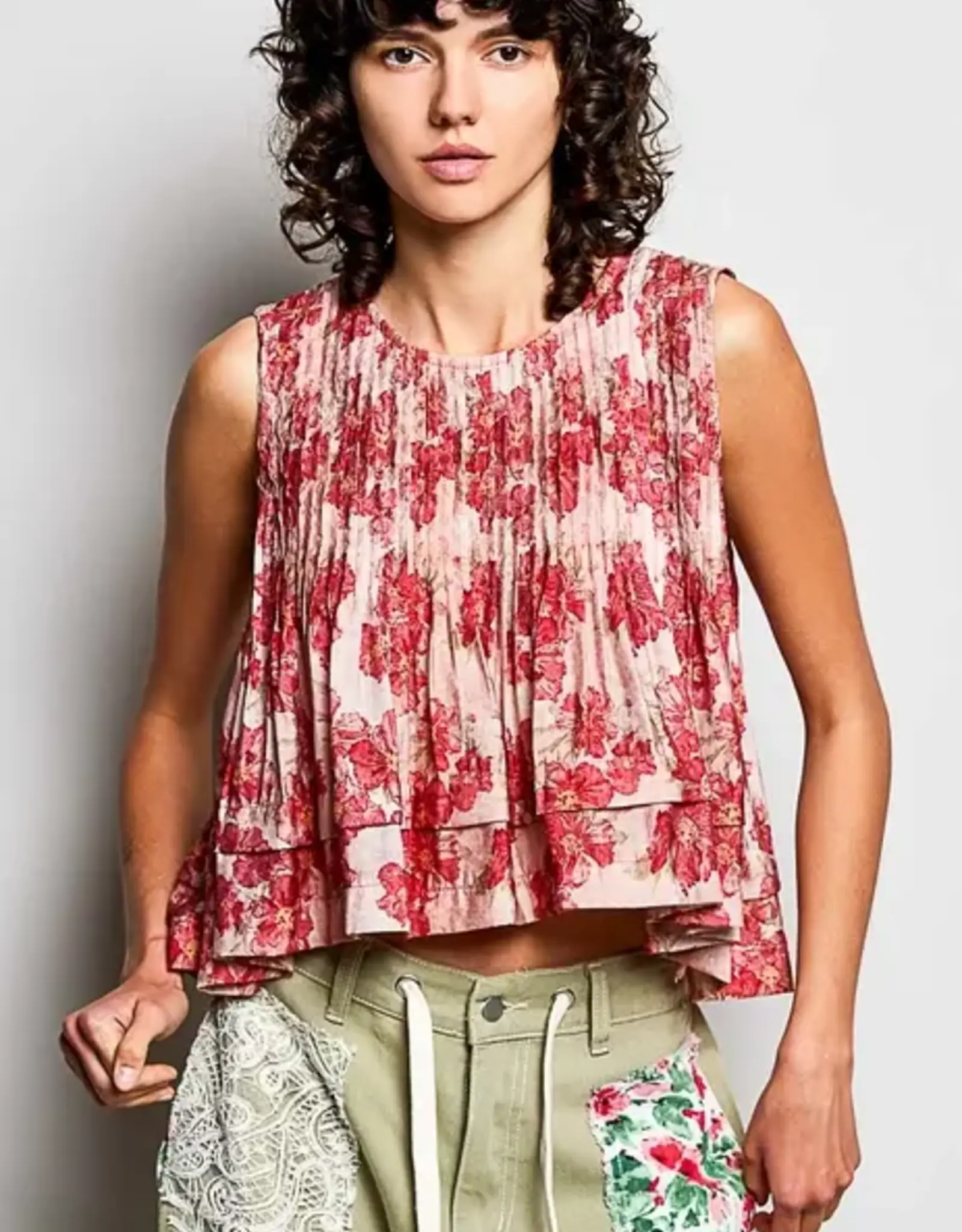 POL Clothing Pintuck Floral Top