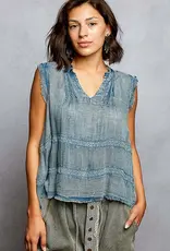 POL Clothing Sleeveless Lace Trim Top