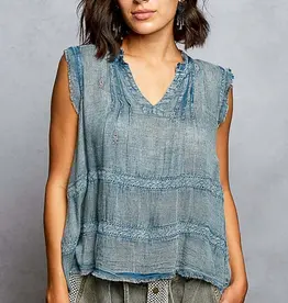 POL Clothing Sleeveless Lace Trim Top