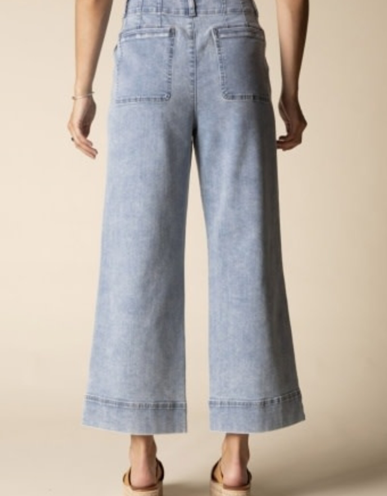 Habitat Clothes to Live In Welt Pocket Crop Jean