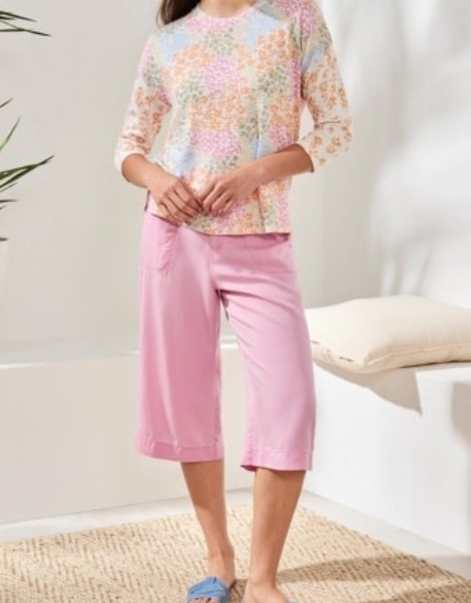 TRIBAL 3/4 Sleeve Floral Crewneck Top