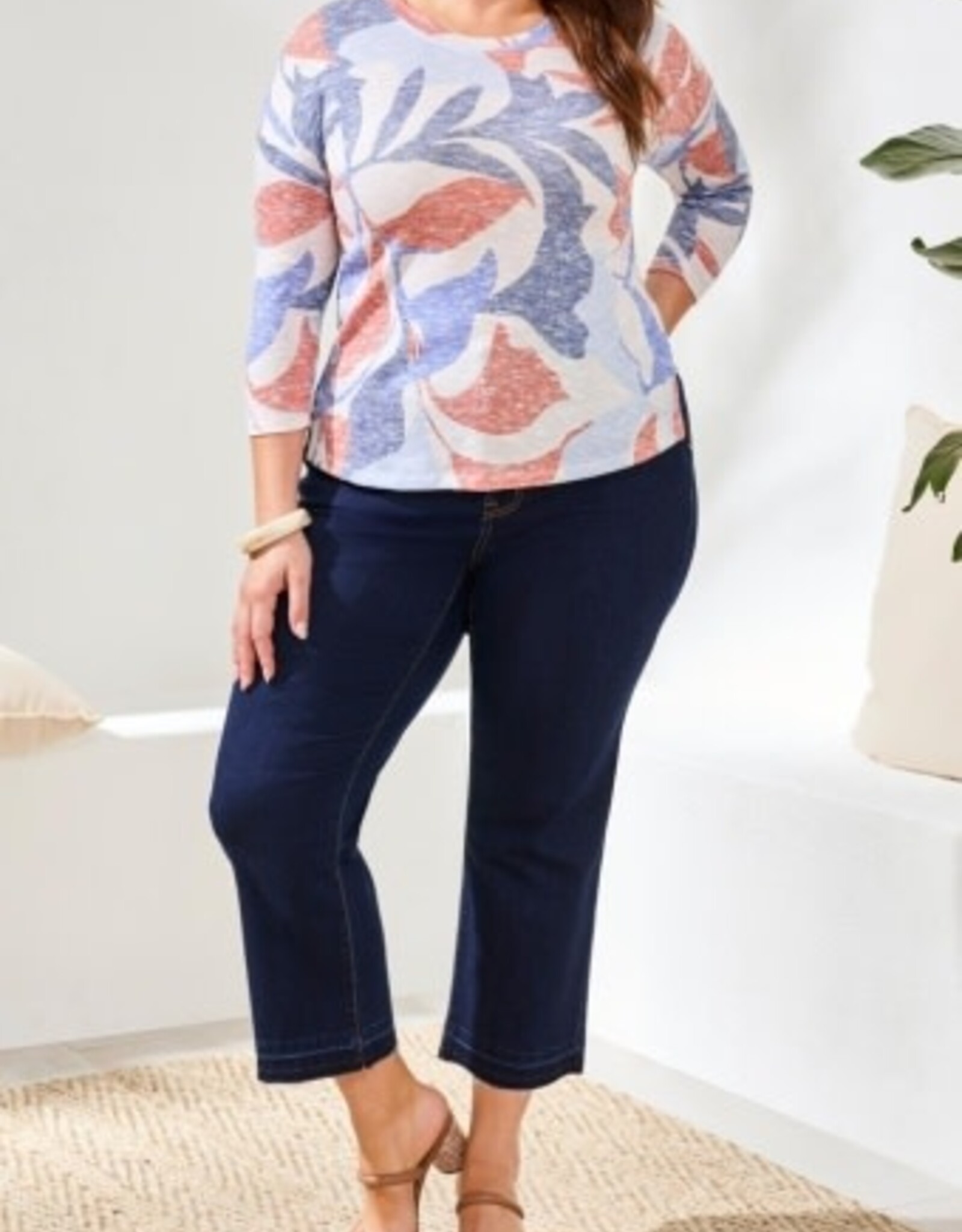 TRIBAL 3/4 Sleeve Floral Crewneck Top