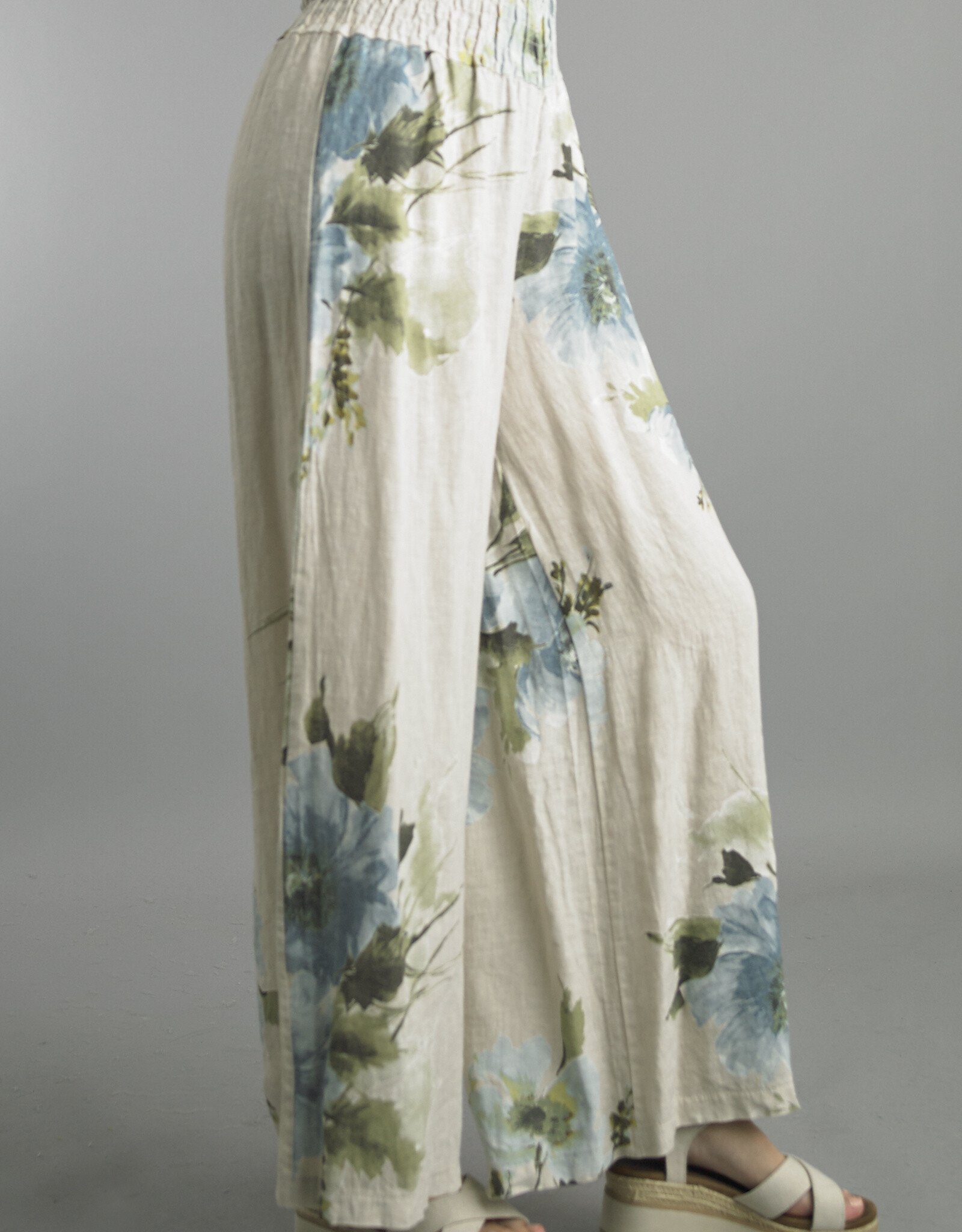 Tempo Paris Smocked Floral  Wide Leg Pant
