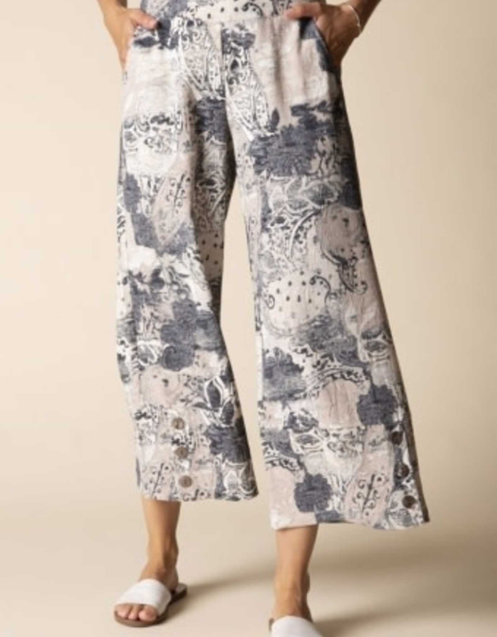 Habitat Clothes to Live In Bistro Button Crop Pant