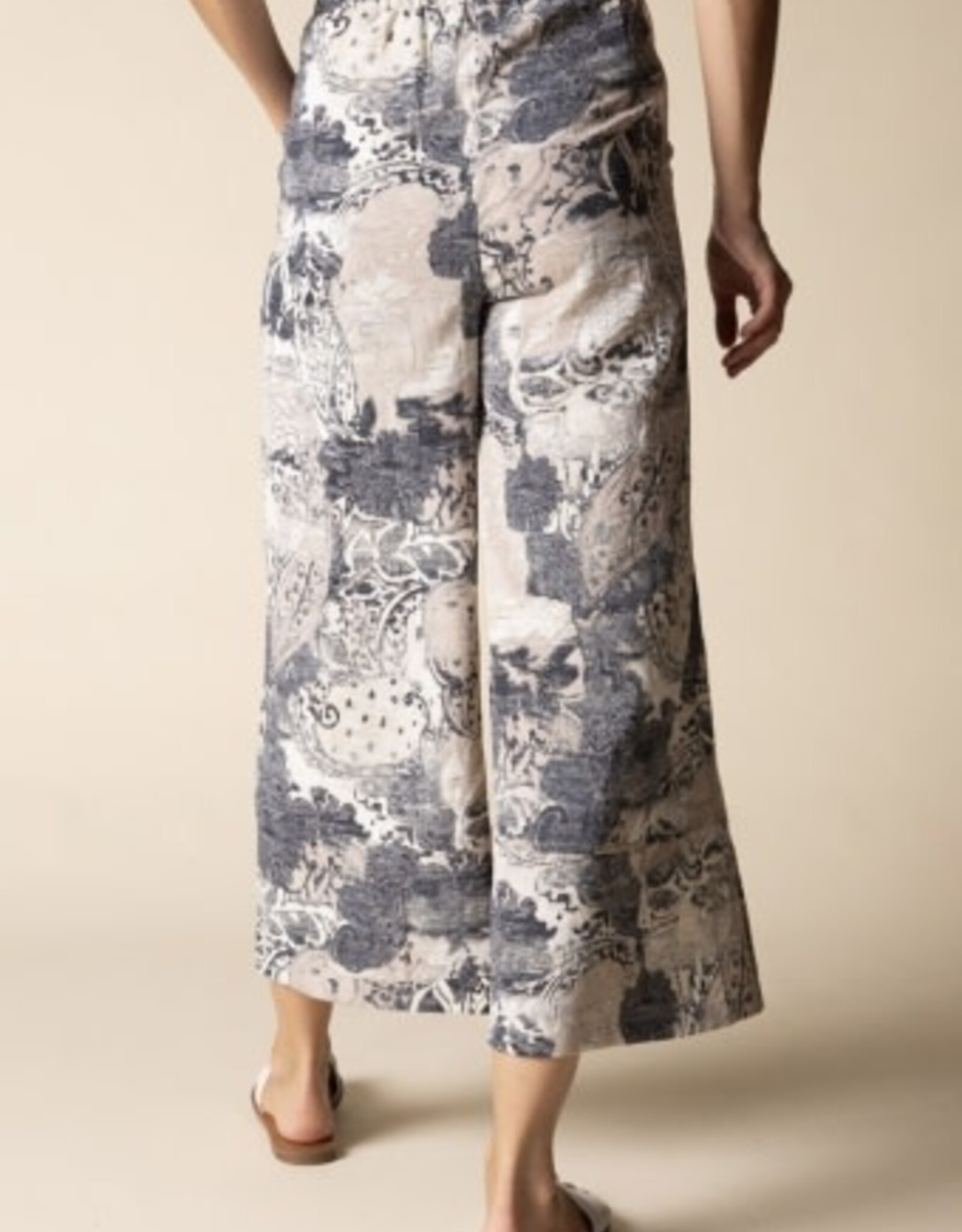 Habitat Clothes to Live In Bistro Button Crop Pant