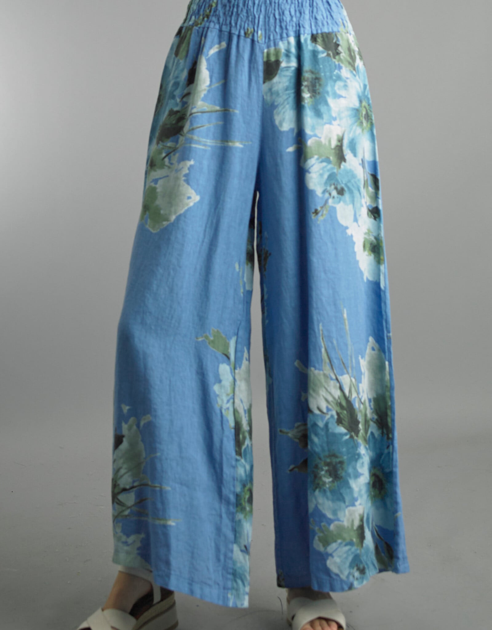 Tempo Paris Smocked Floral  Wide Leg Pant