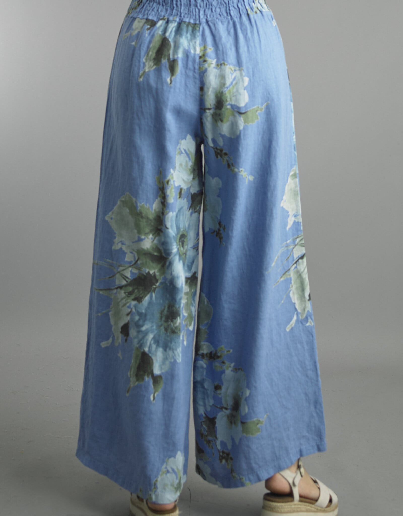 Tempo Paris Smocked Floral  Wide Leg Pant
