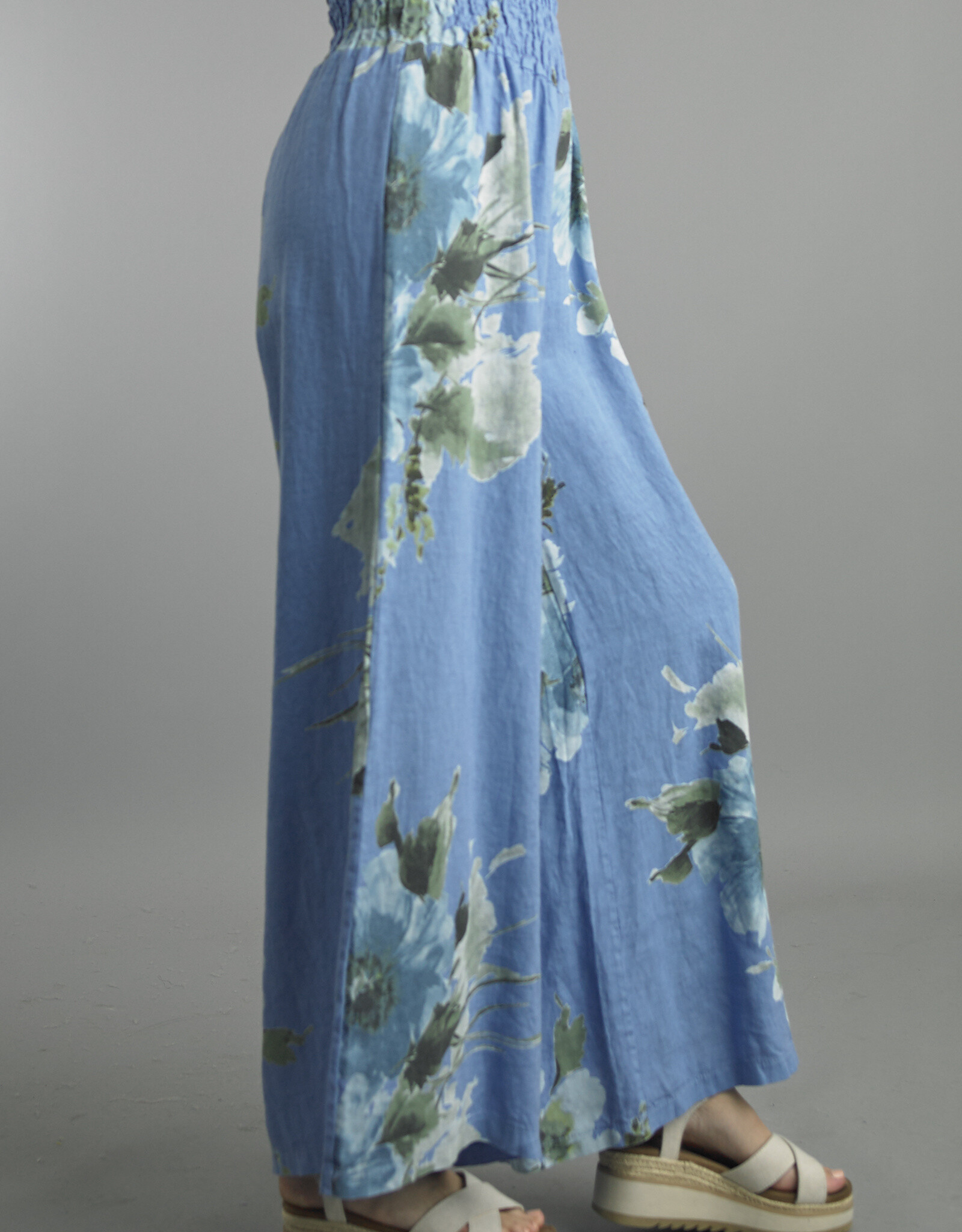 Tempo Paris Smocked Floral  Wide Leg Pant