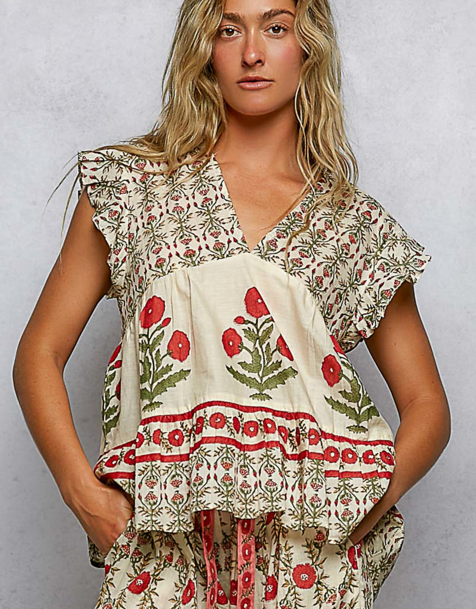 POL Clothing Ruffled Floral Motif Top