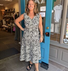 B. Young Striped Falakka Linen Dress