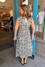 B. Young Striped Falakka Linen Dress