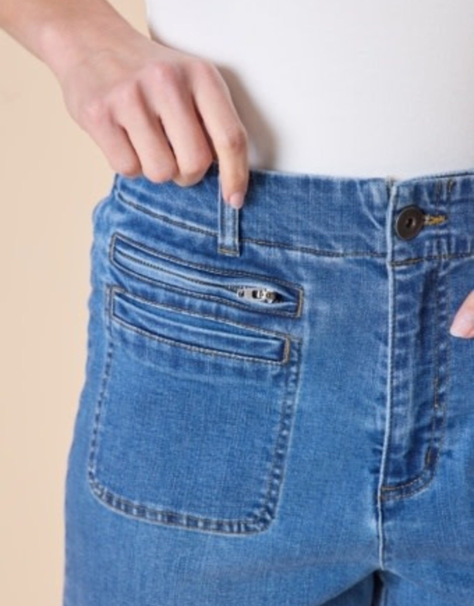 Habitat Clothes to Live In Welt Pocket Ankle Jean