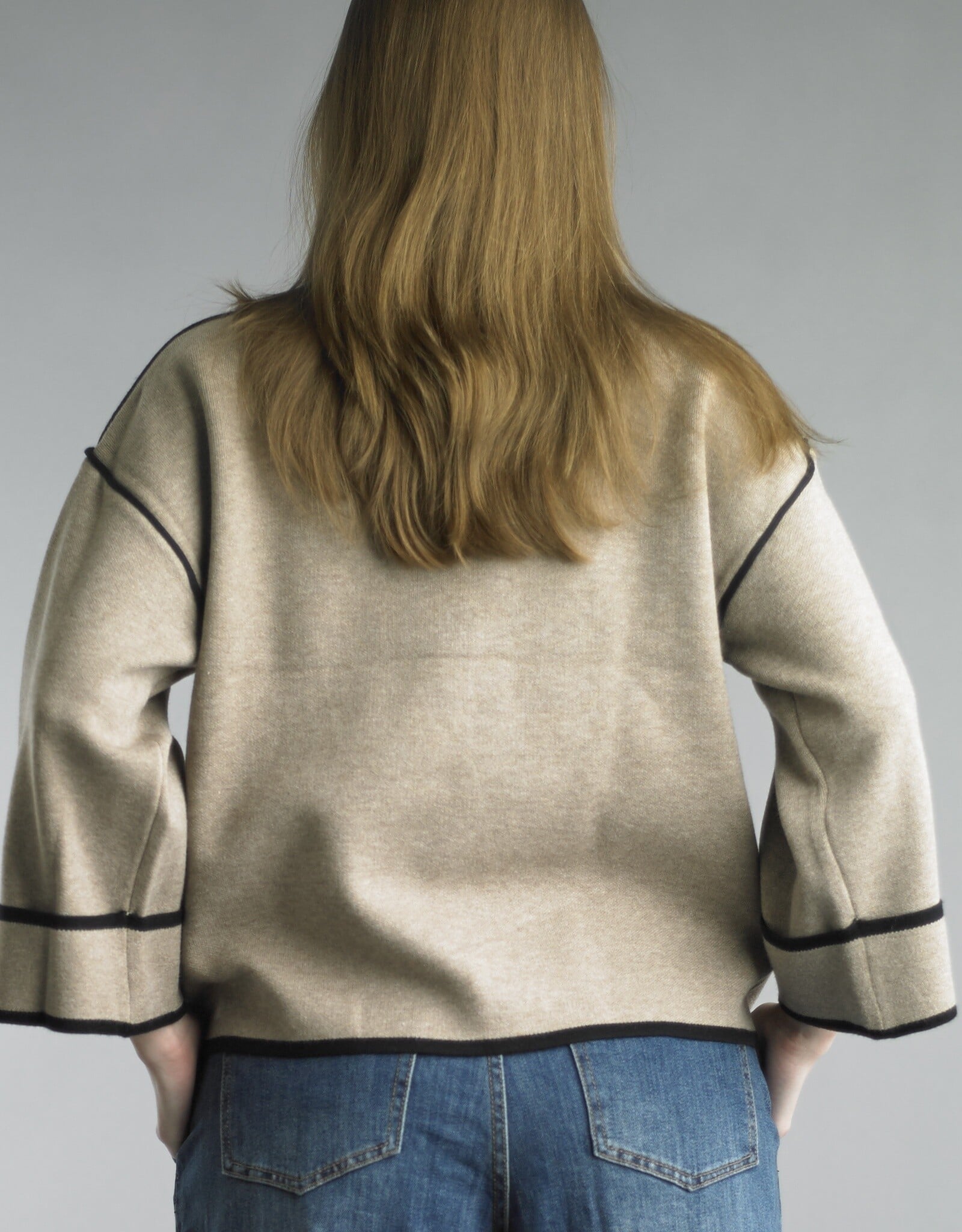 Tempo Paris Contrast Trim Sweater in Taupe