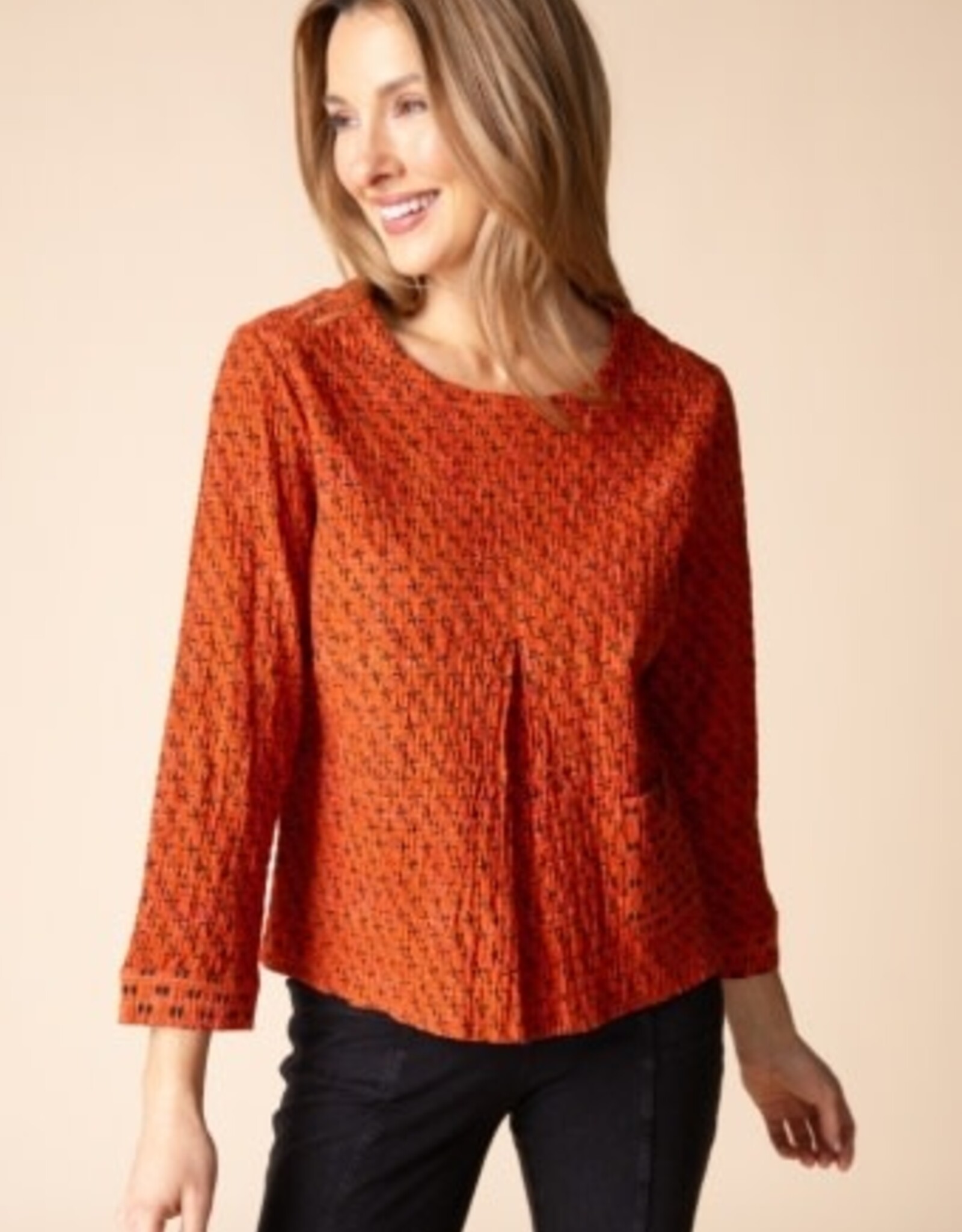 Habitat Clothes to Live In Crinkle Geo Pullover Top