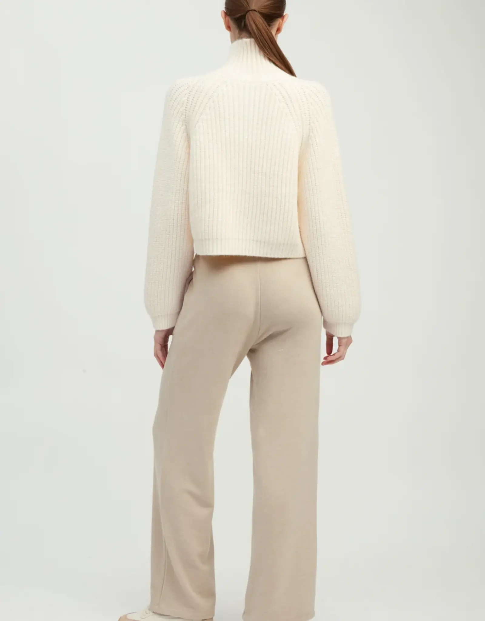 Look by M Cropped Rib Knit Cardigan