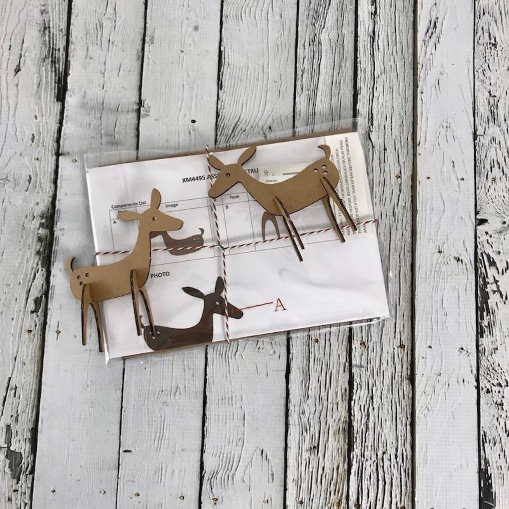 7-3/4”L x 6”H Kraft Paper Pieced Deer