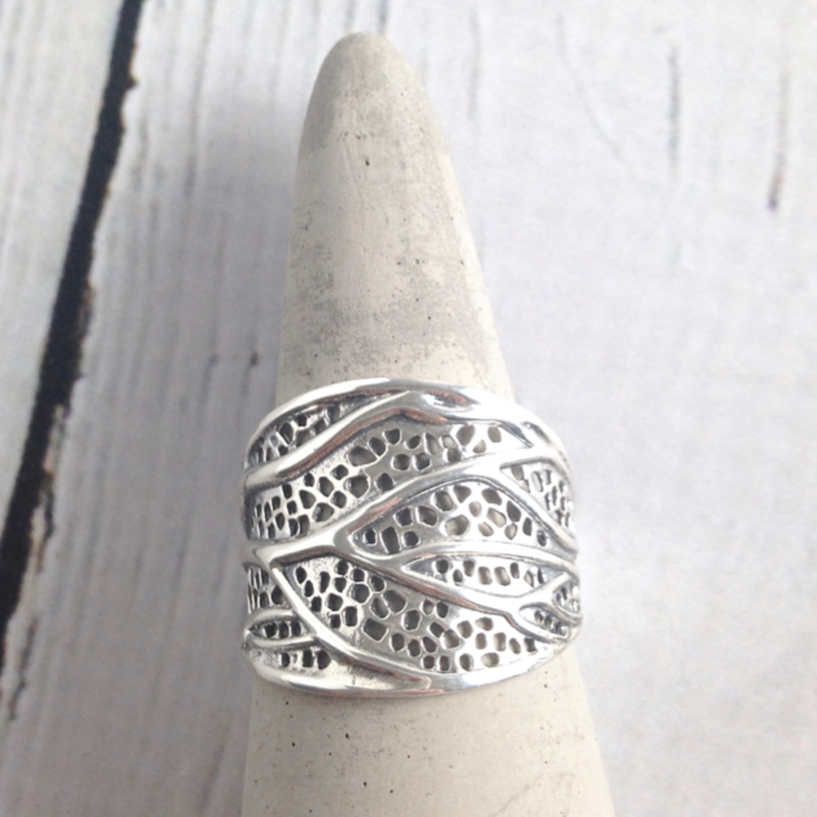 Sterling Silver Leaf Structure Ring, size 6