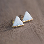 Almeda Jewelry White Coral Clay and Gold Luster Triangle Stud Earrings