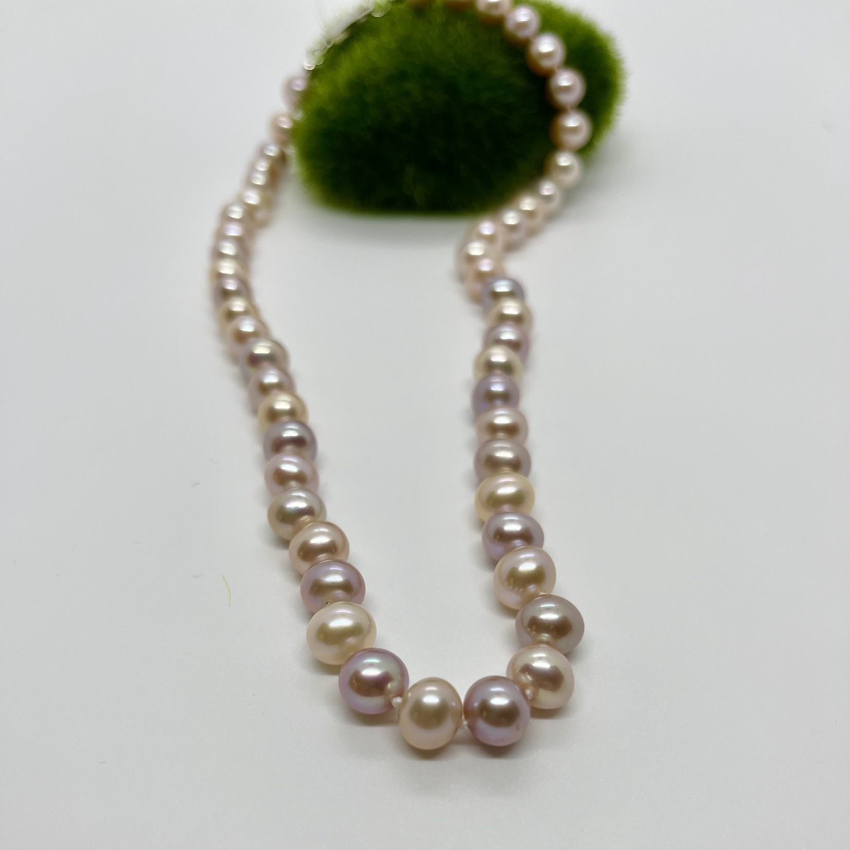 Hand Knotted multi-color CFW Pearl,