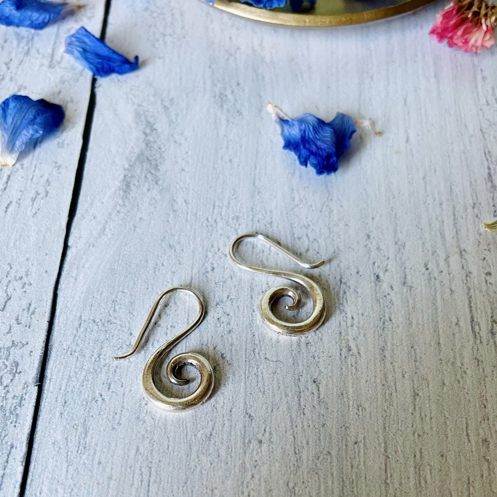 Anantara Silver Chunky Swirl Earrings