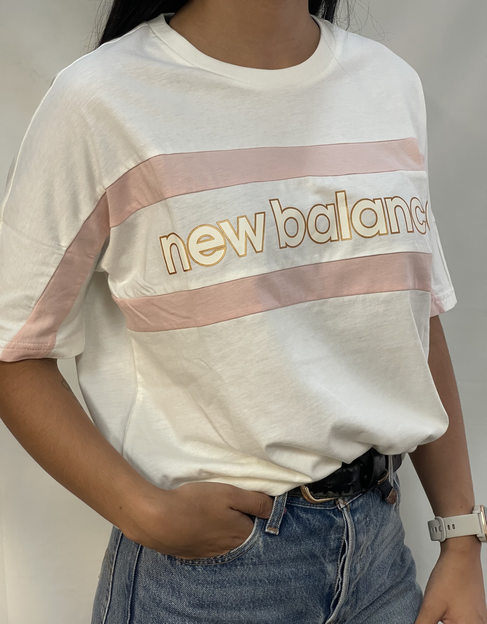 new balance  TEE OVERSIZED