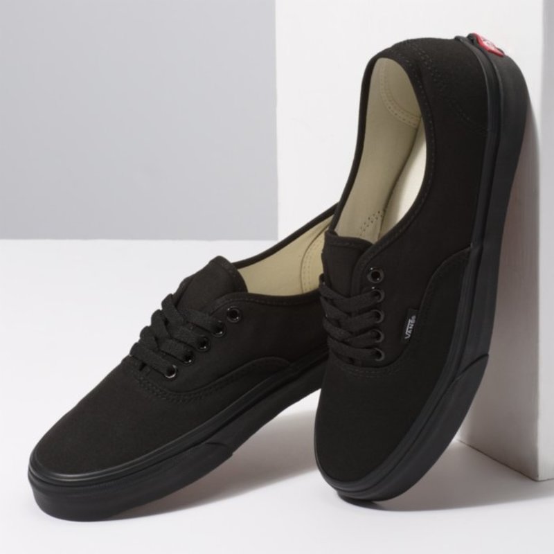 vans authentic femme noir