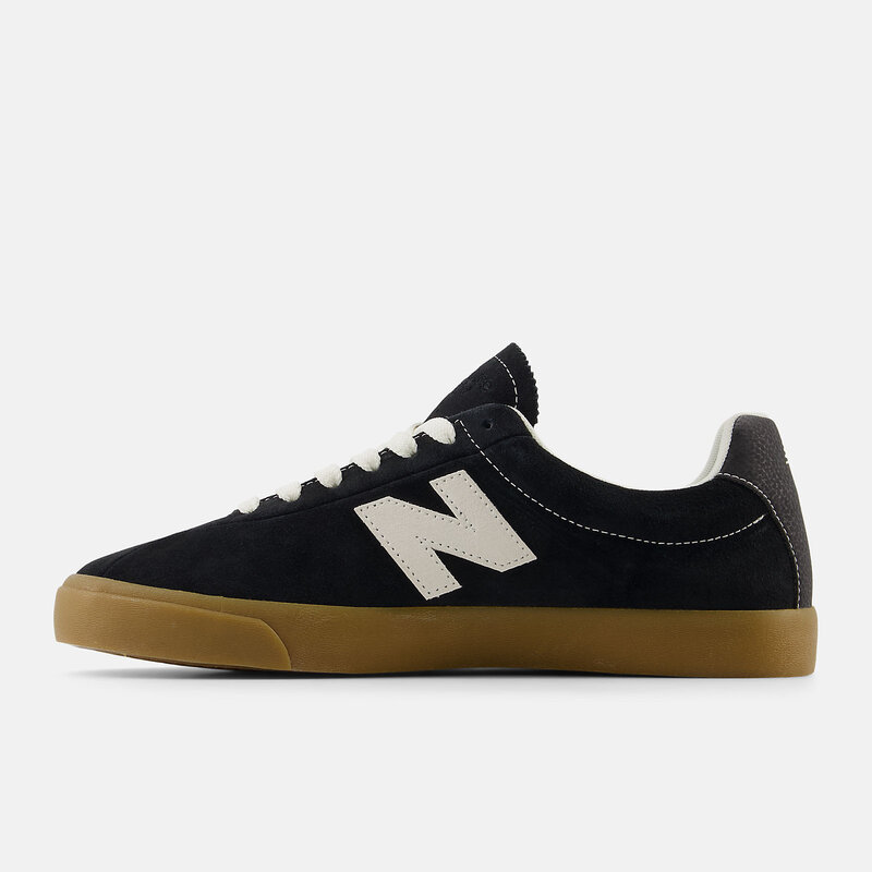 New Balance NB Numeric 22 - Black/White (NM22BGW)