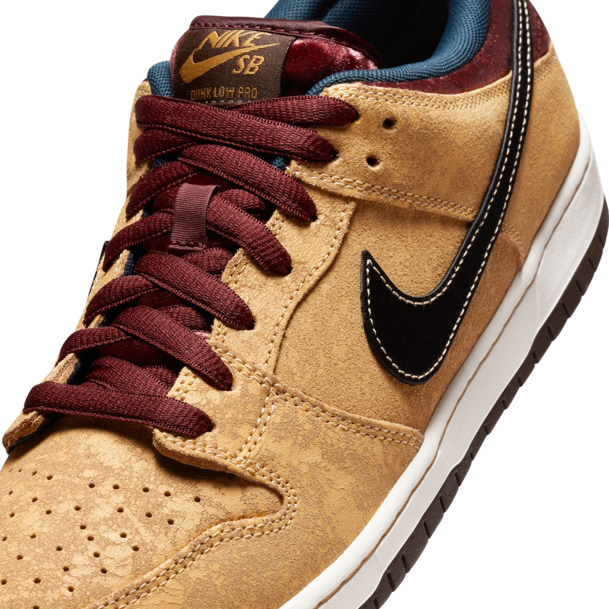 Gold sb dunks best sale