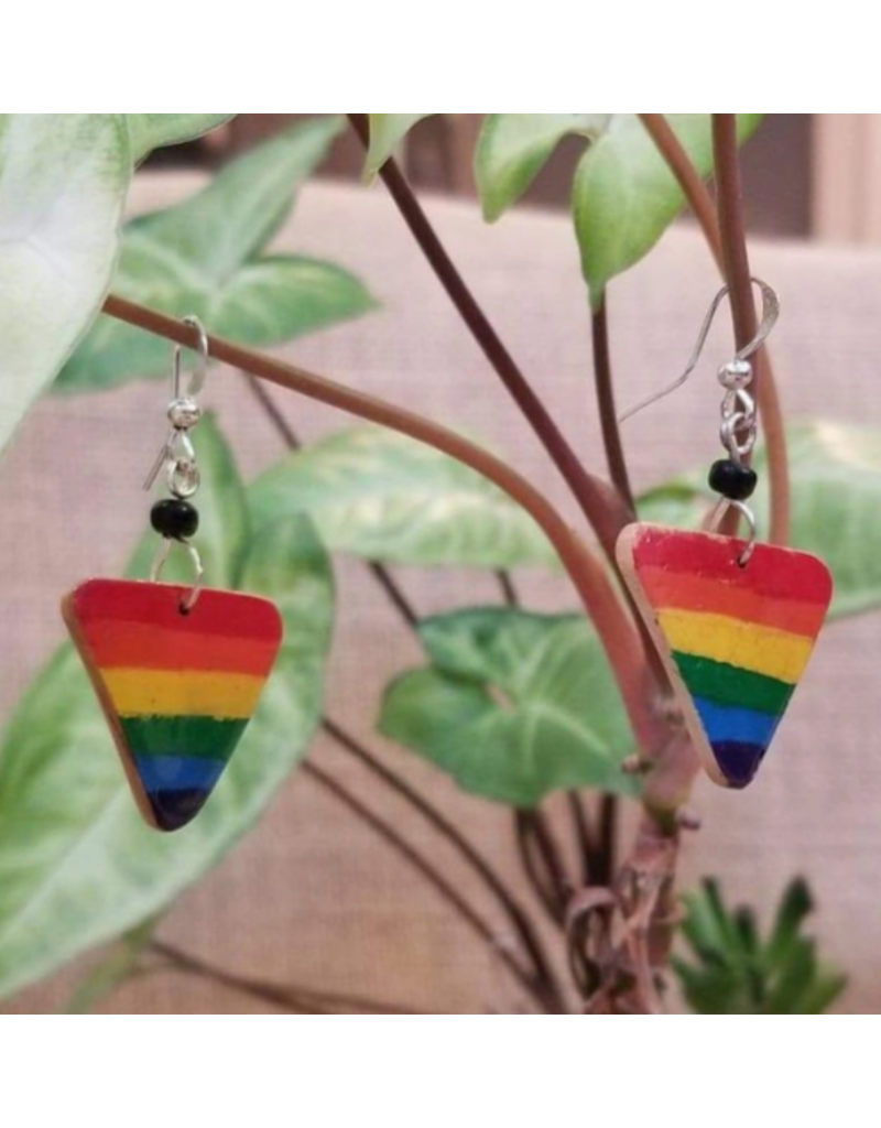 El Salvador Jaragua Coconut Tri Rainbow Earrings