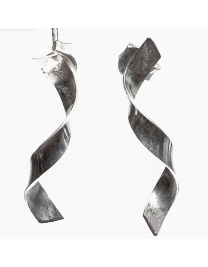 Nepal Ribbon Silver Earrings