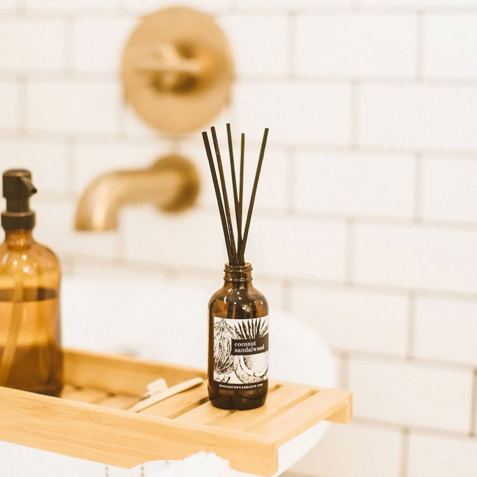 Broken Top Coconut Sandalwood - Linen Spray | Reed Diffuser | Soy Candle
